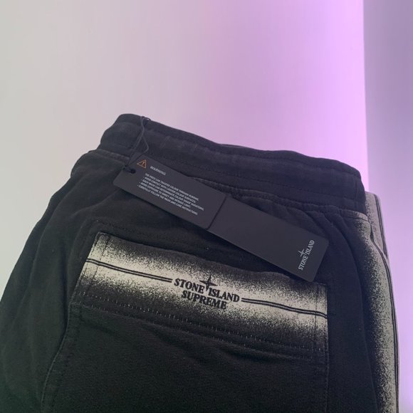 Stone Island Supreme Black Stripe Sweatpants SS22 - Picture 12 of 13